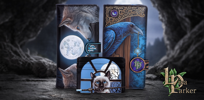 Die Lisa Parker Collection von Nemesis Now bietet eine breite Palette von Produkten, die auf den Kunstwerken des weltberühmten Fantasy-Künstlers basieren.