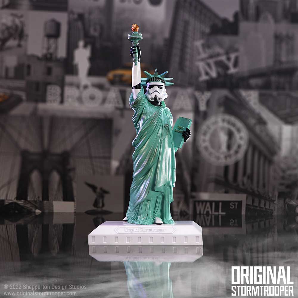 Officially Licensed Original Stormtrooper Statue of Liberty Figurine 23.5cm