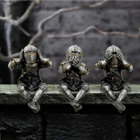 Three Wise Knights (Shelf Sitters) 11cm