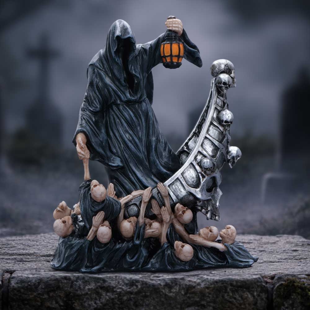 Final Passage Gothic Figurine 22.5cm